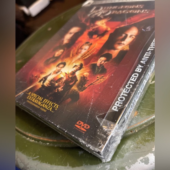 Dungeons & Dragons + Dungeons & Dragons Wrath of the Dragon God 🐲2 DVD SET NIB - Picture 8 of 8